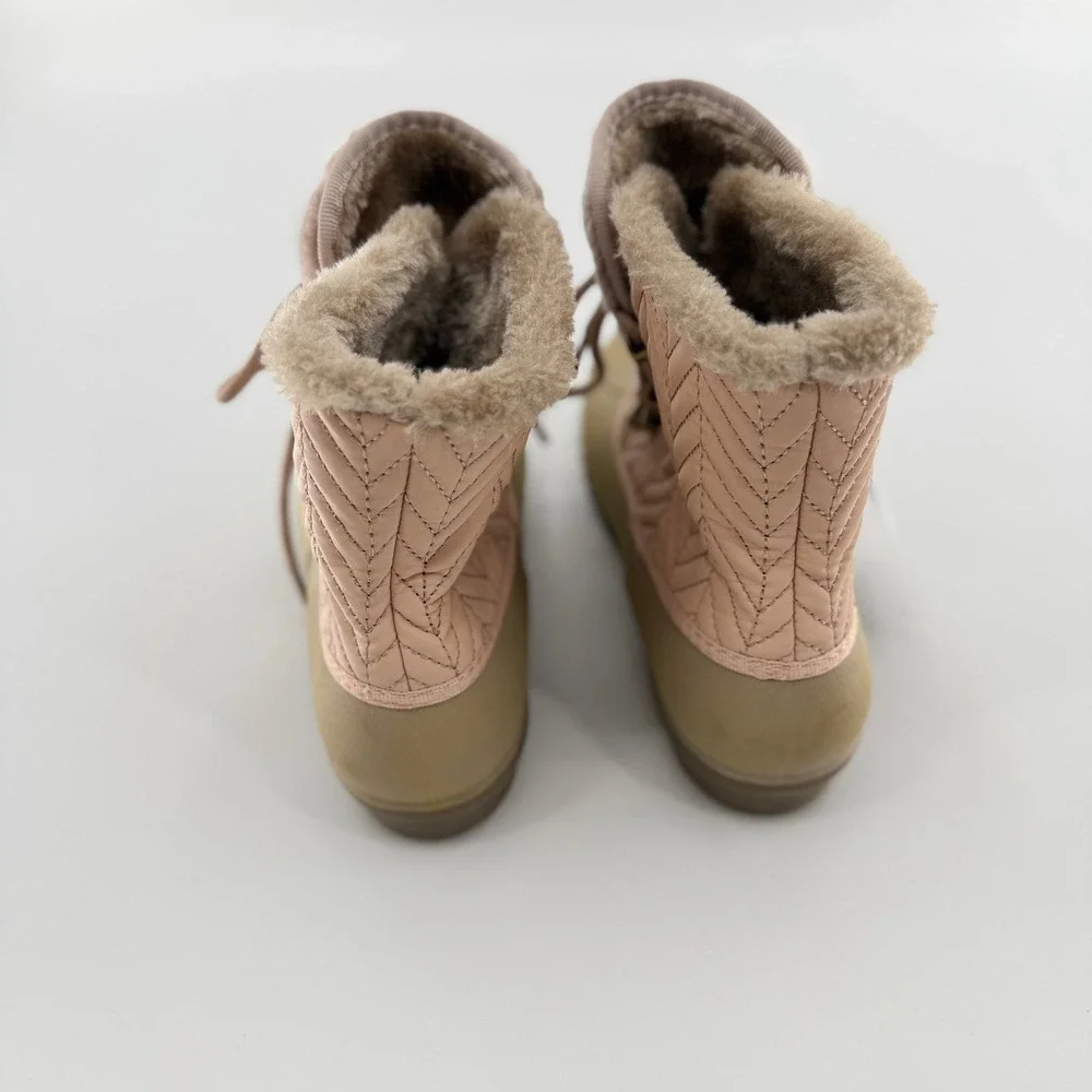 NWT Baretraps Flash Duck Boots Size 7 Weatherproof Quilted Faux Fur Blush Pink